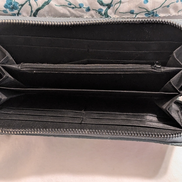 Ed Hardy Pink and Gray Floral Skull Wallet Wristlet - Used Condition - Picture 11 of 12